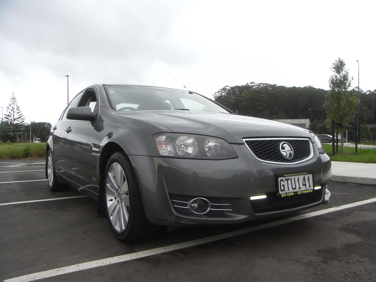 Motors Cars & Parts Cars : 2013 Holden Commodore Z-Series V6