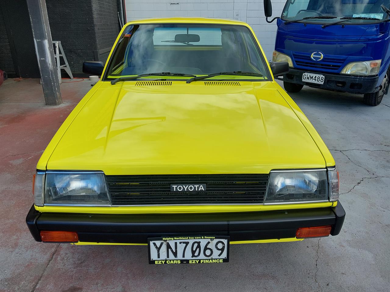 1987 Toyota Corolla image 2