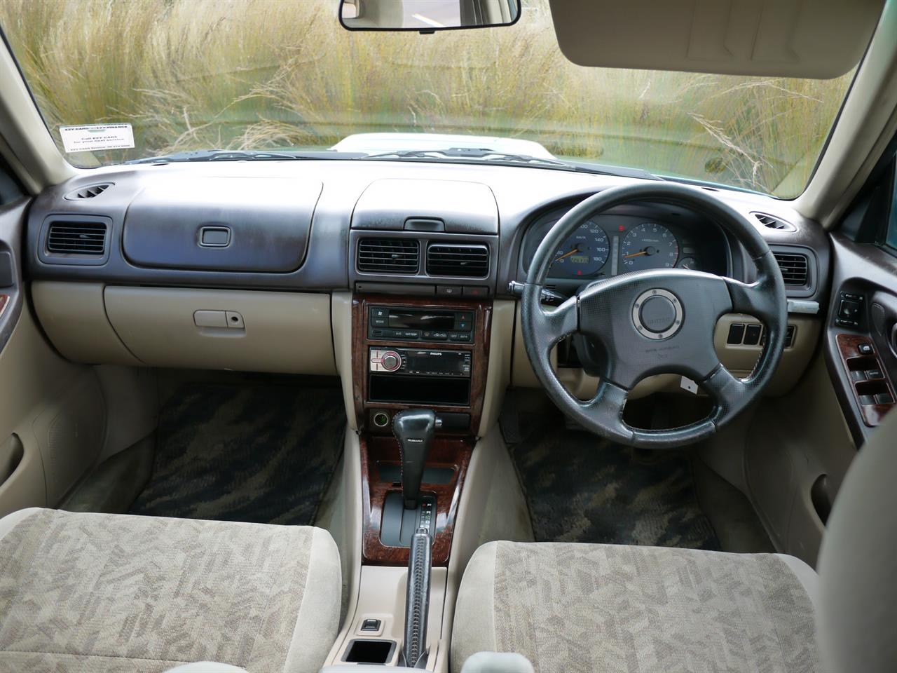 1997 Subaru Forester image 12
