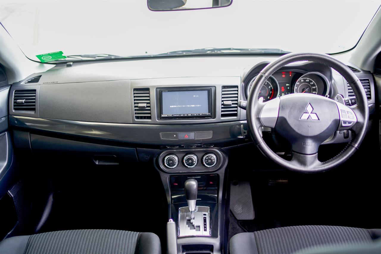 2013 Mitsubishi Galant FORTIS SPORTBACK image 6