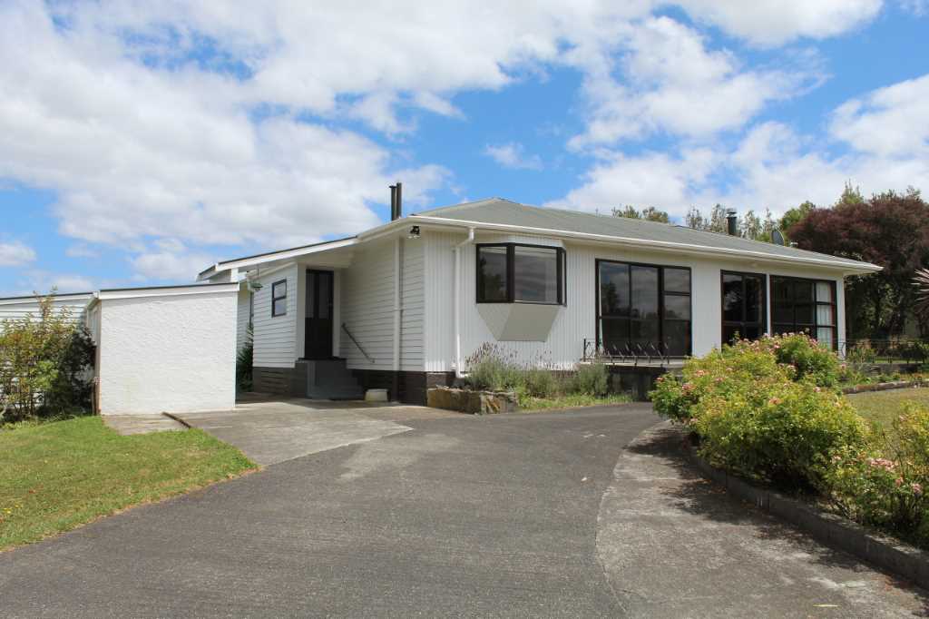 Real Estate For Rent Houses & Apartments : 49 Highden Road Feilding