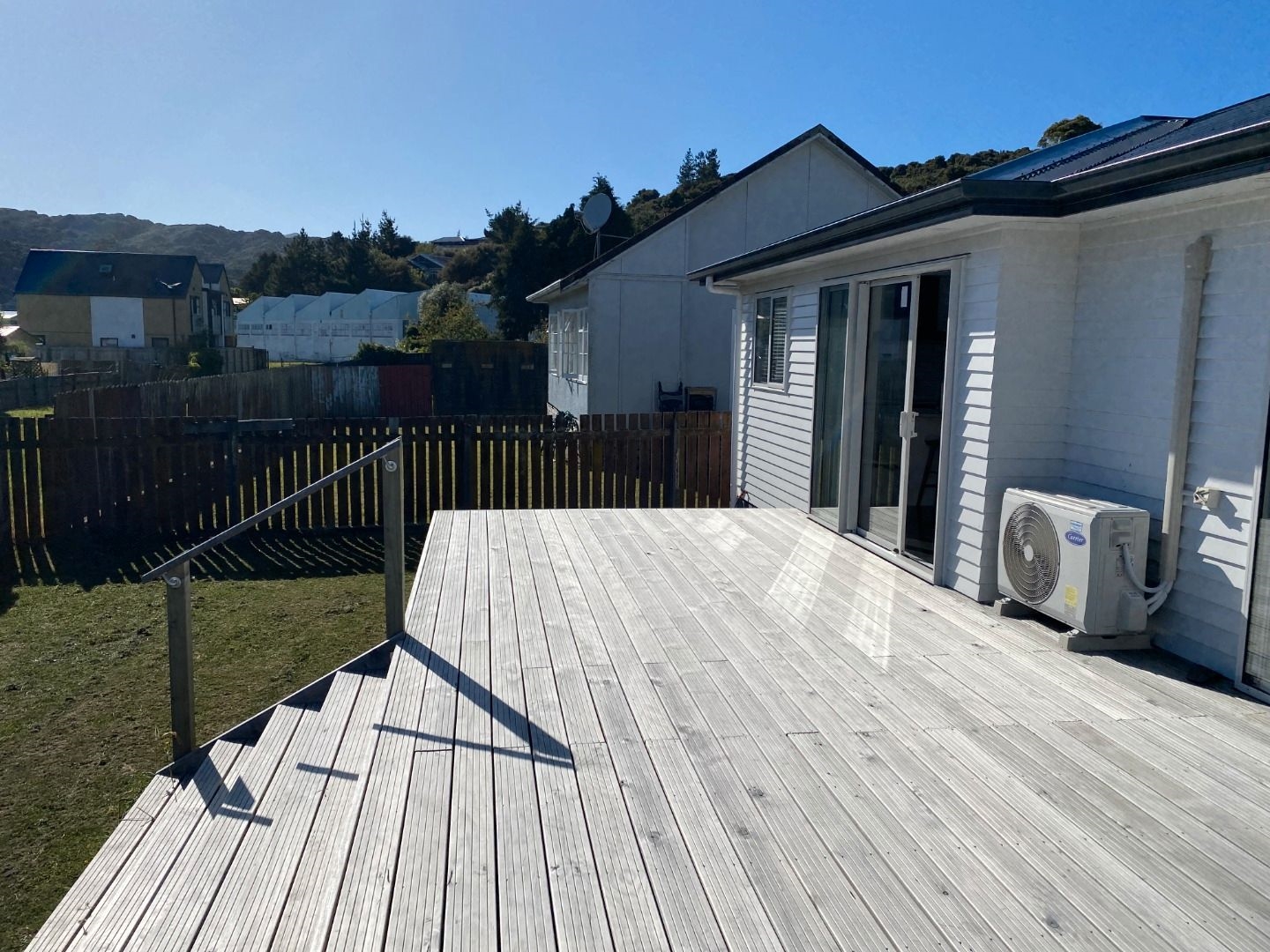 Real Estate For Rent Houses & Apartments : Spacious and sunny in Wainuiomata