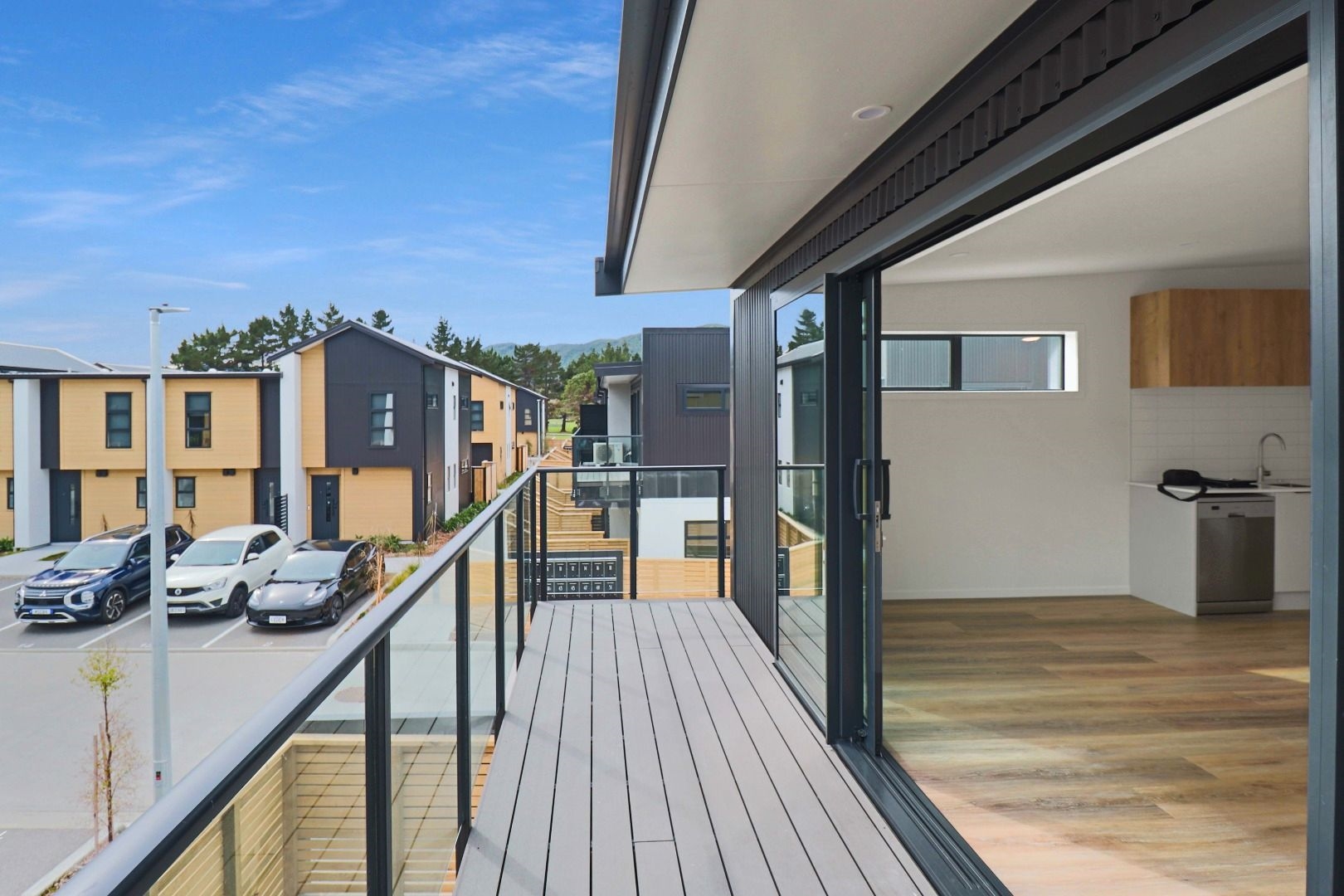New Townhouse in Wainui image 4