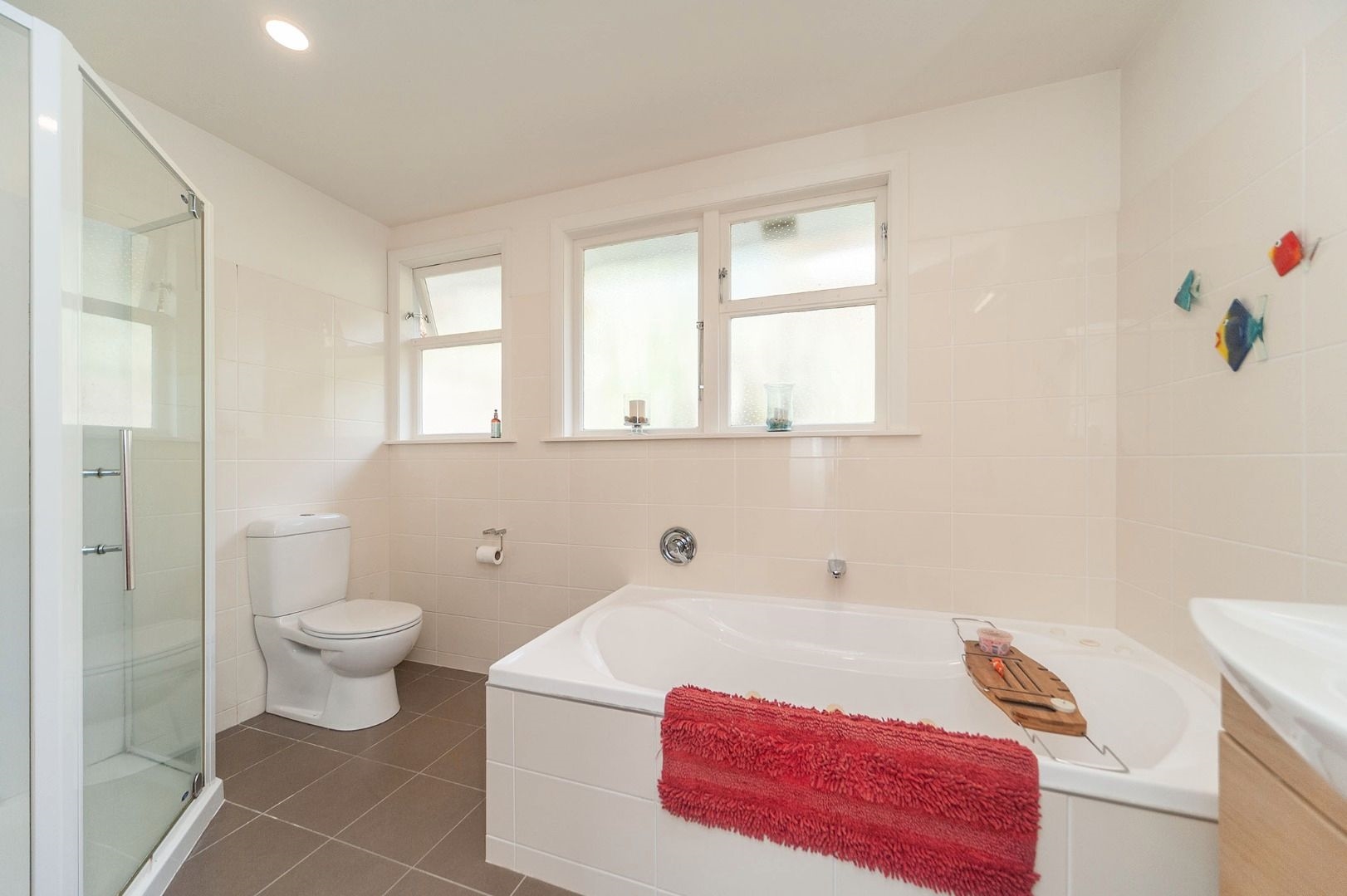 Fully furnished in Ngaio image 14