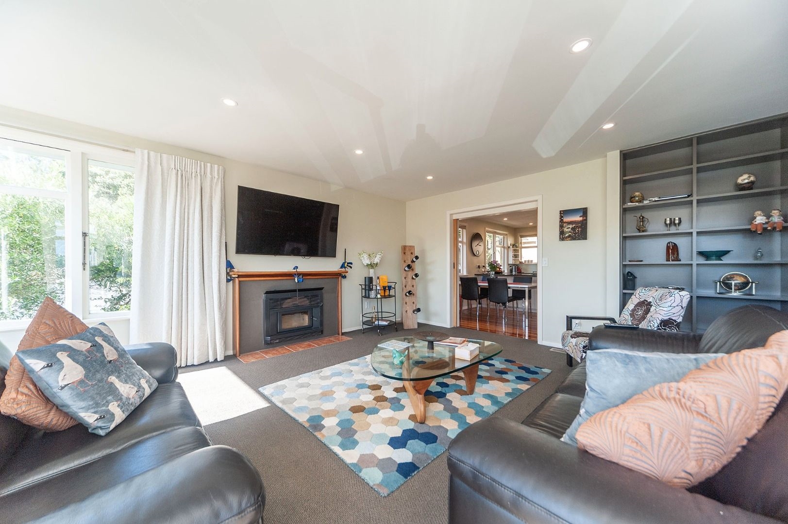 Fully furnished in Ngaio image 8
