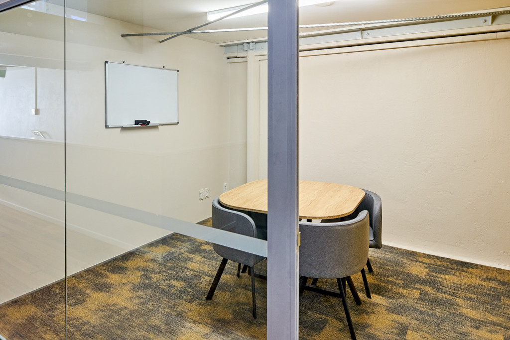 Character and Style - Office image 14