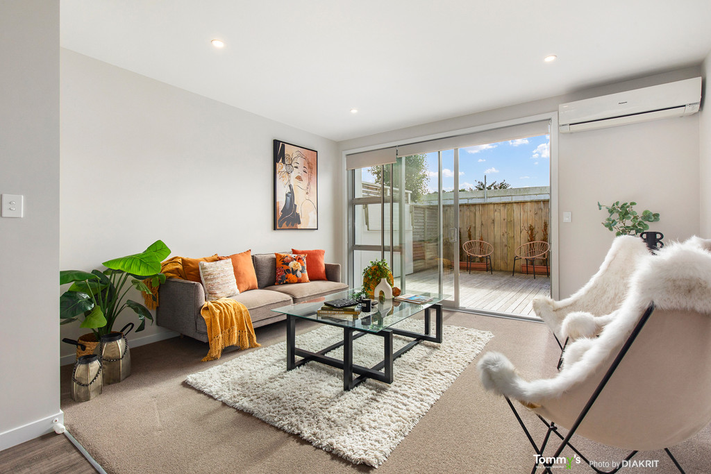 2 bedroom Townhouse In The Heart of Johnsonville image 2