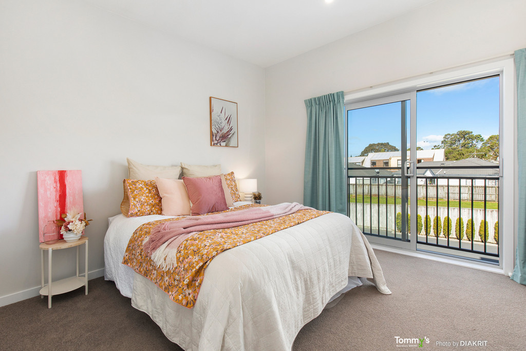2 bedroom Townhouse In The Heart of Johnsonville image 12