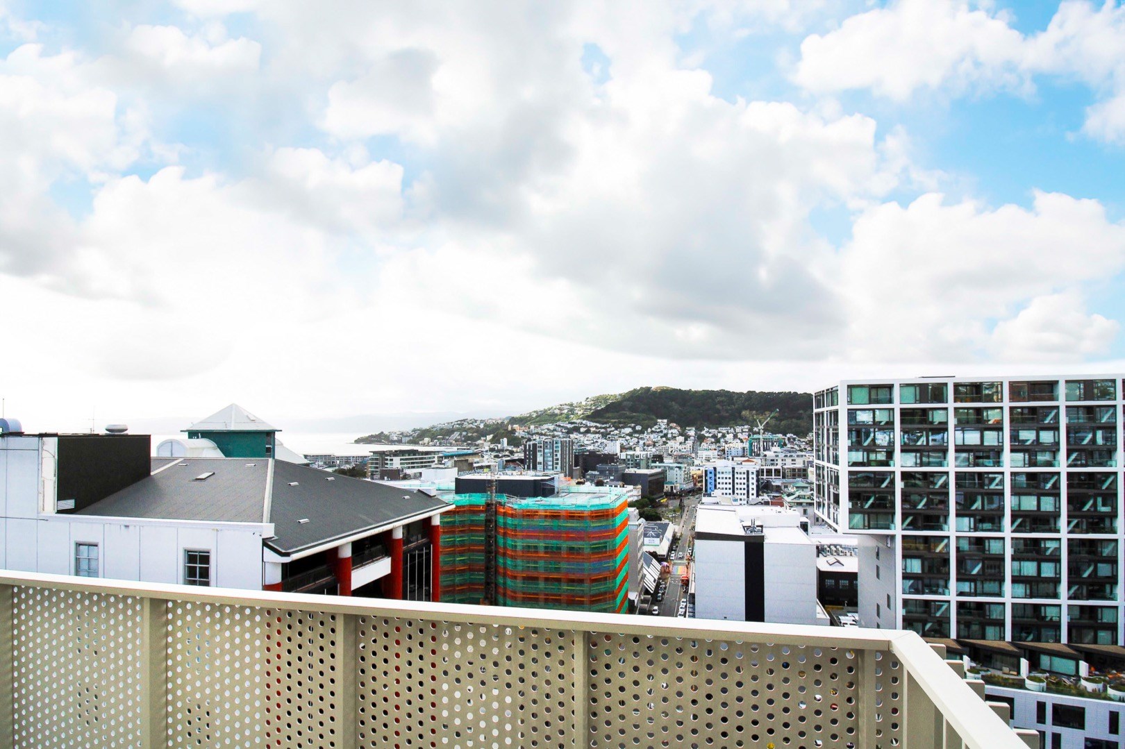 Brand New Modern Studio Apartment with Balcony, Wellington image 9