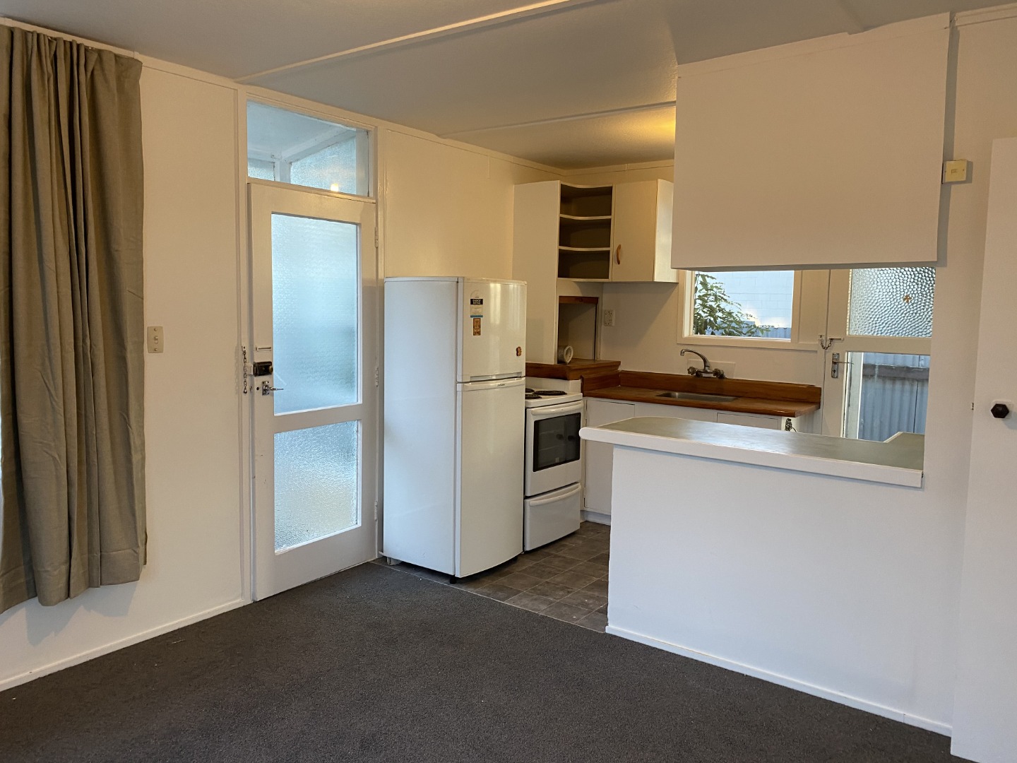 Real Estate For Rent Houses & Apartments : 2 Bedroom unit, Upper Hutt, Wellington