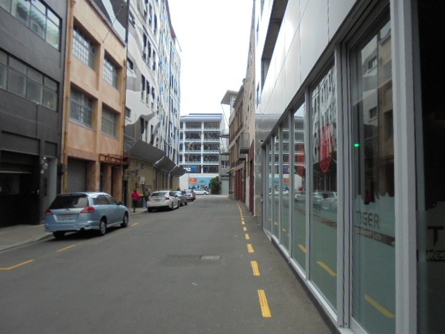 Studio Apartment in Central City, Wellington image 6