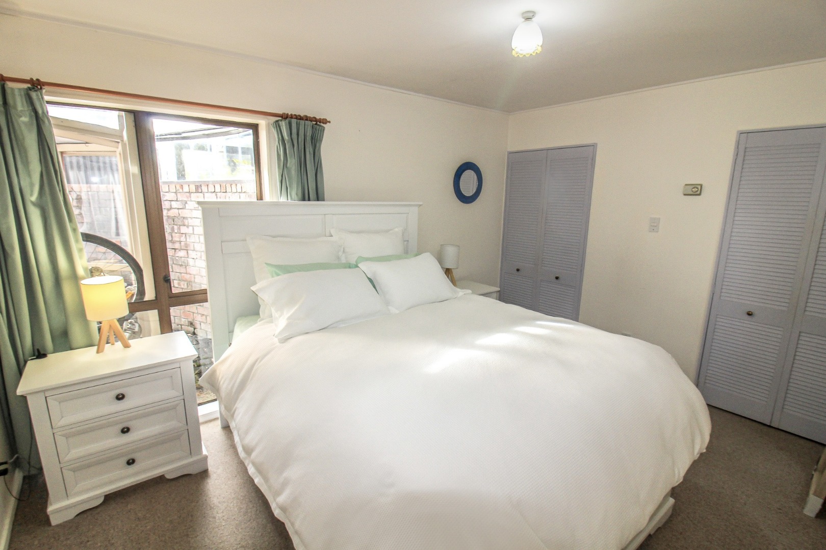 2 Bedroom House - Northland, Wellington image 2