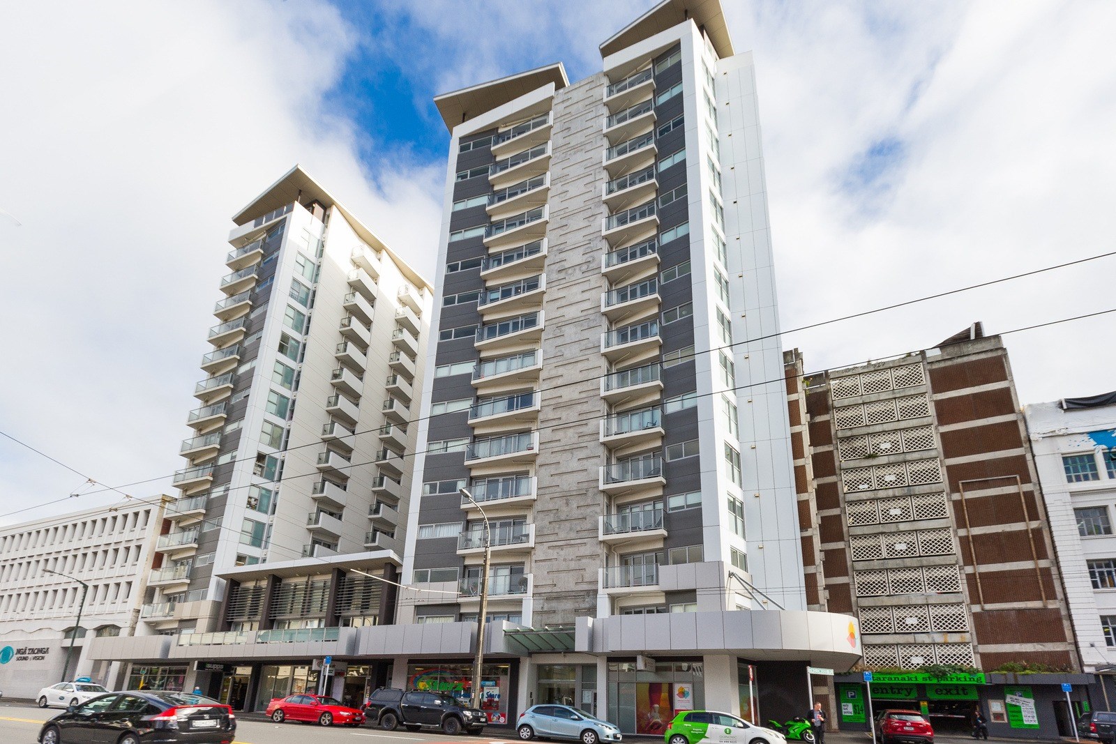 3 Bedroom Apartment - Central as you get, Wellington image 16