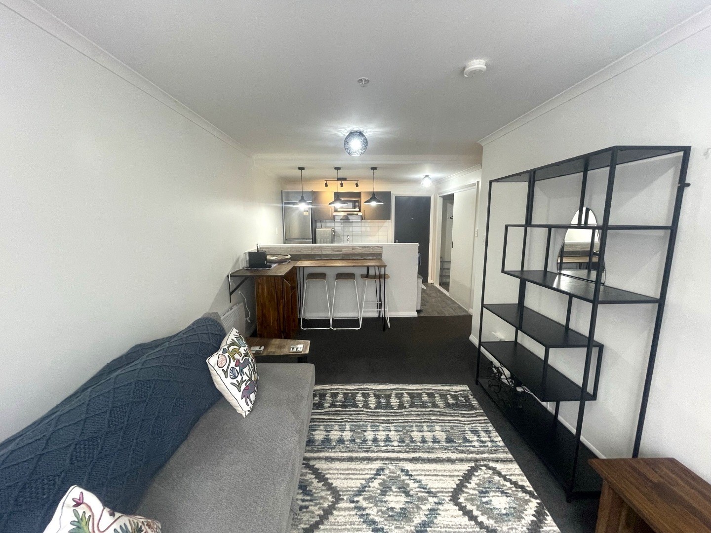 1 bedroom apartment, Wellington image 1