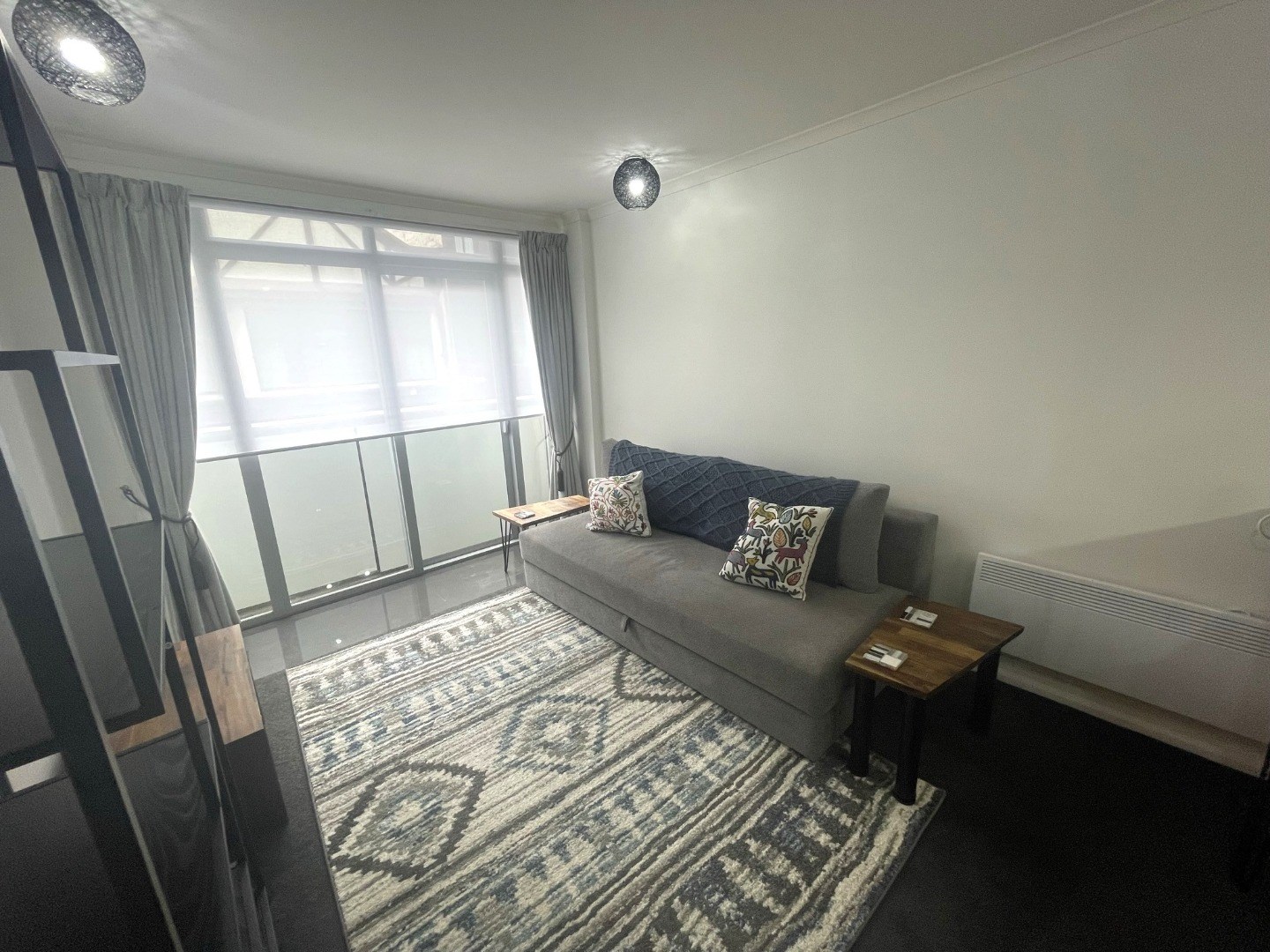 1 bedroom apartment, Wellington image 6