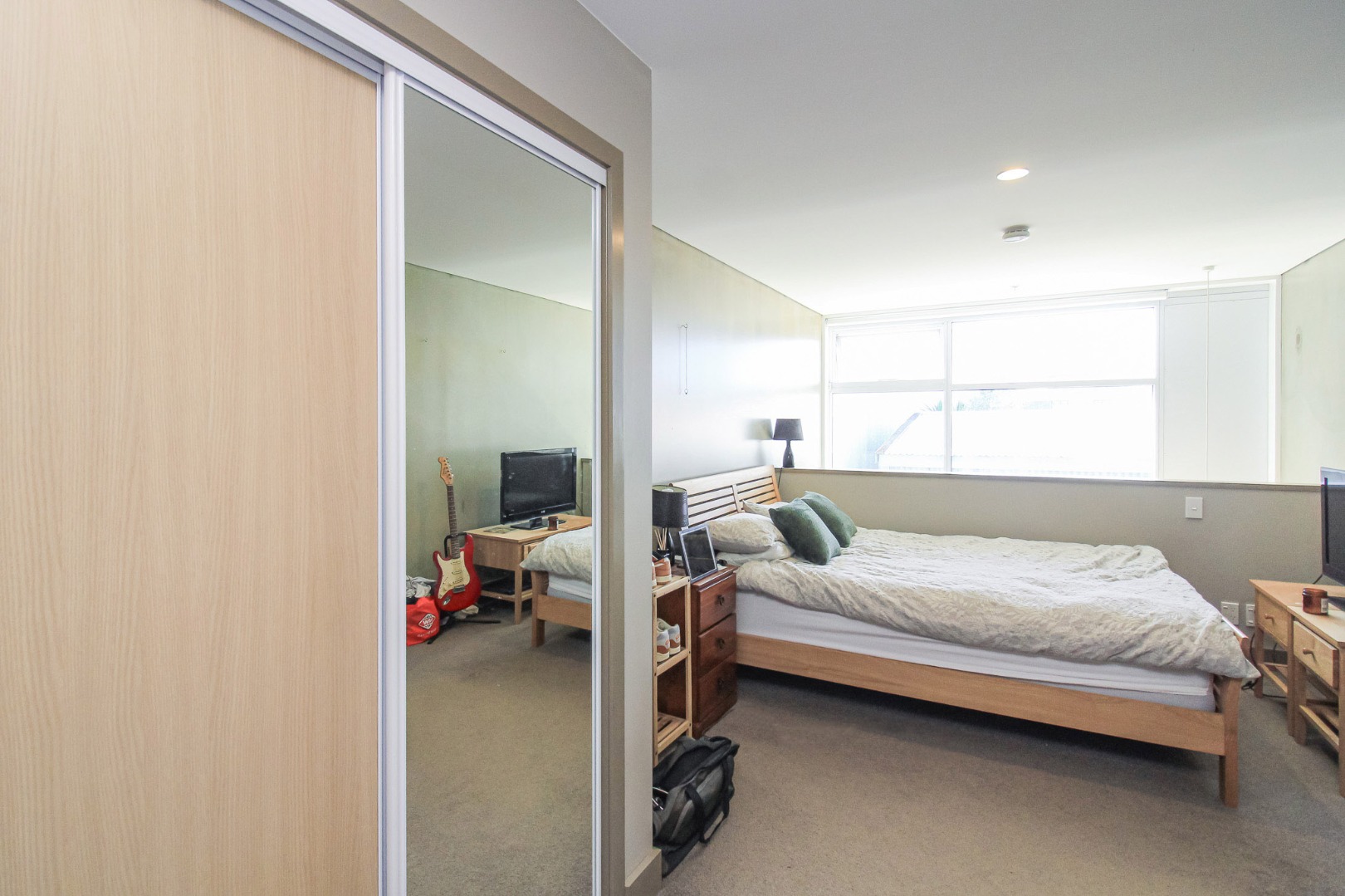 Furnished Central City Apartment with a car park, Wellington image 5
