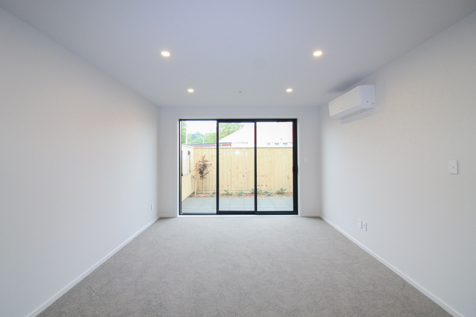 Brand new Modern Townhouse  offering  the best in contemporary living, Lower Hutt, Wellington image 5