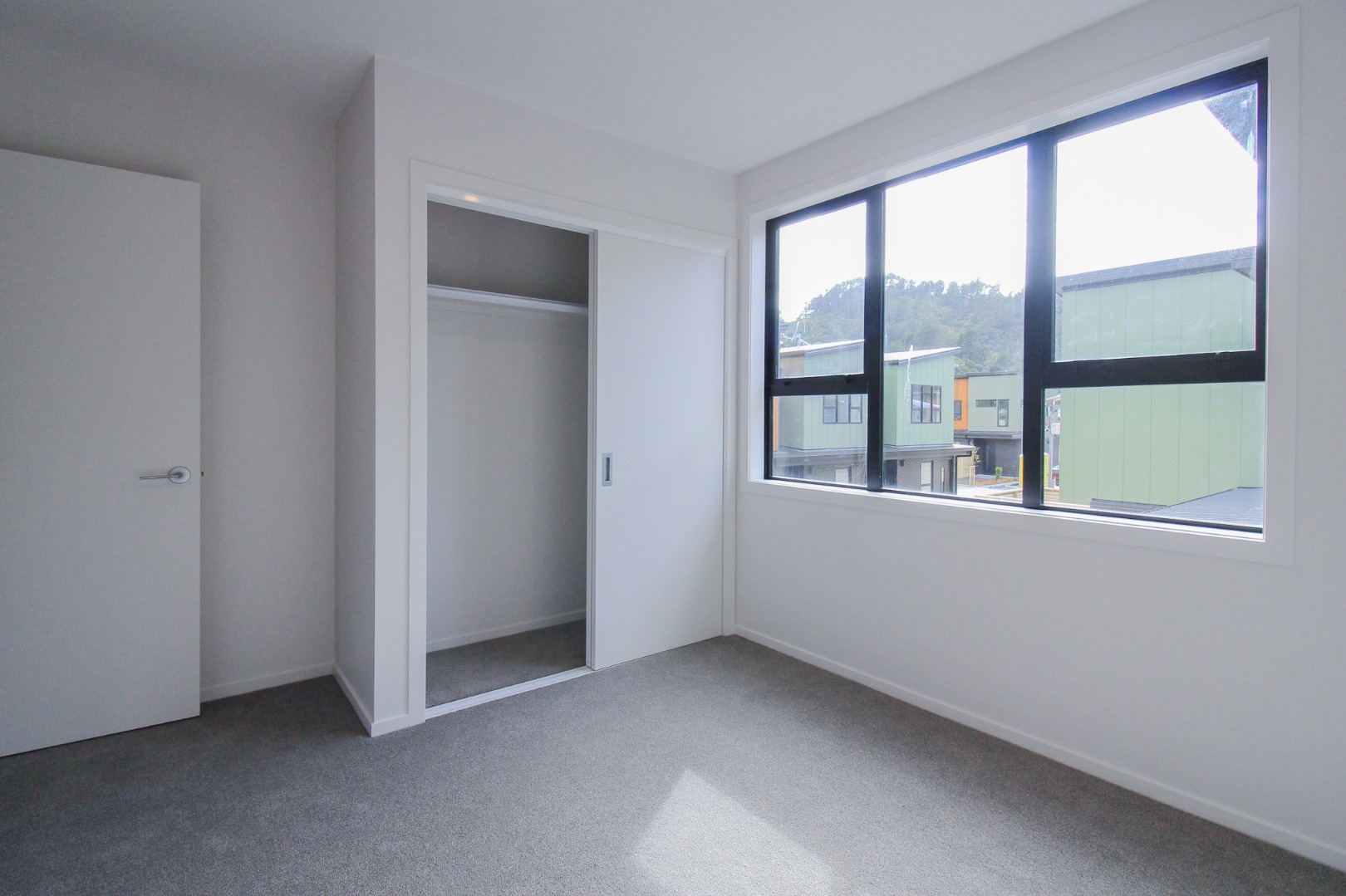 Brand new Modern Townhouse  offering  the best in contemporary living, Lower Hutt, Wellington image 6