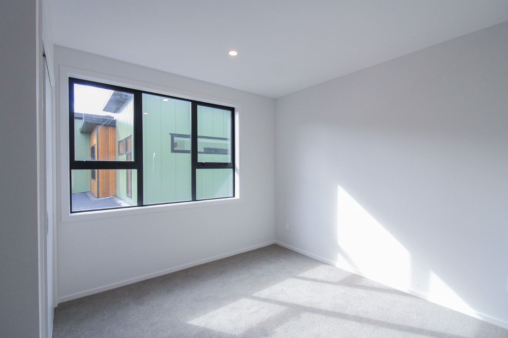 Brand new Modern Townhouse  offering  the best in contemporary living, Lower Hutt, Wellington image 9
