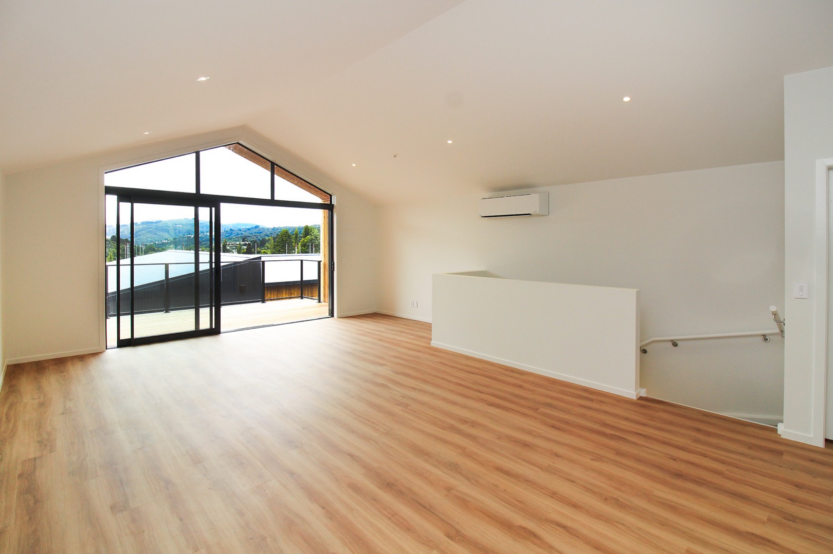 Welcome to Raukawa Heights! Your New Home Awaits, Lower Hutt, Wellington image 5