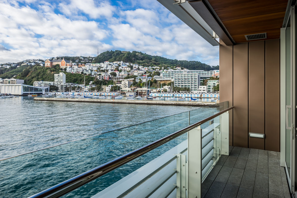 ORIENTAL BAY - Clyde Quay Wharf - Stunning Apartment, Wellington image 11