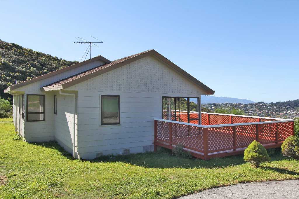 3 bedroom newly renovated property in Karori, Wellington image 15