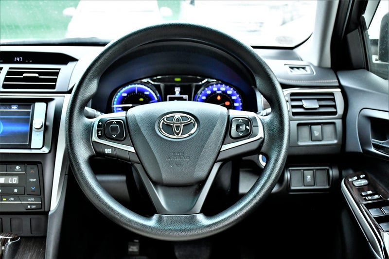 2015 Toyota Camry image 13