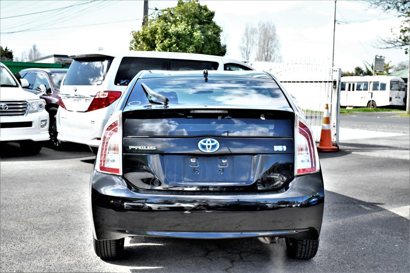2013 Toyota Prius image 3