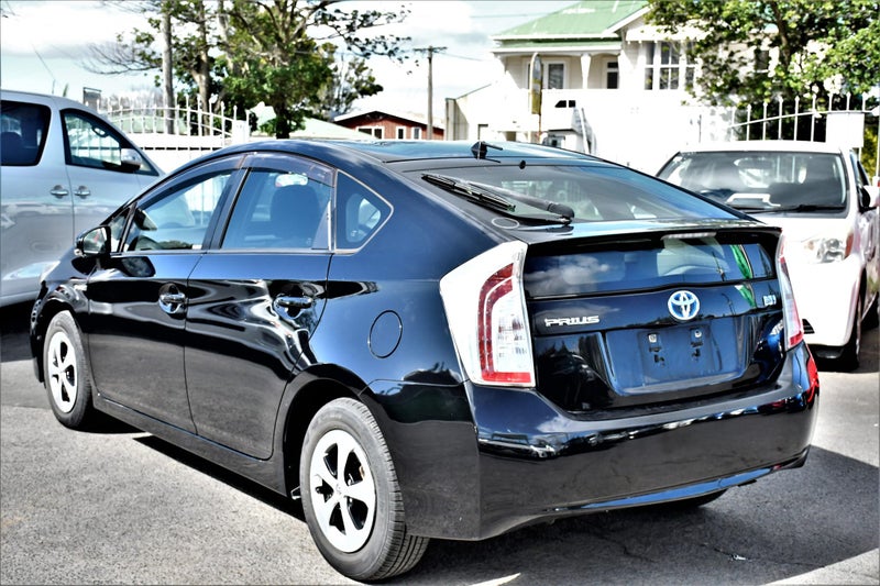 2013 Toyota Prius image 4