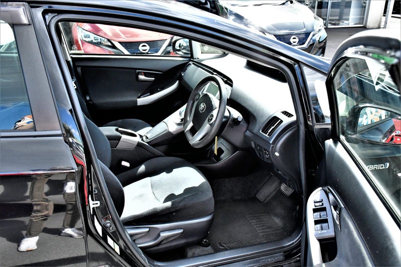 2013 Toyota Prius image 7