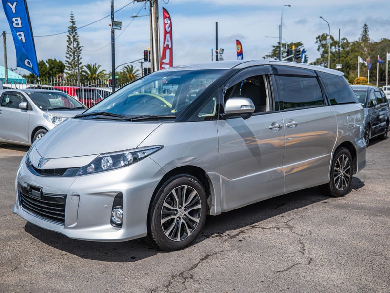 2014 Toyota Estima image 4