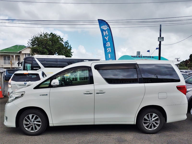 2014 Toyota Alphard image 4