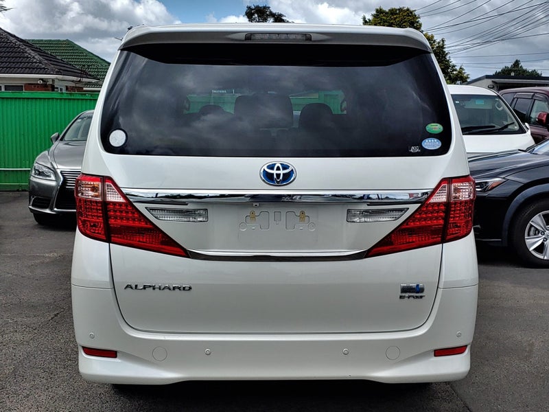 2014 Toyota Alphard image 6
